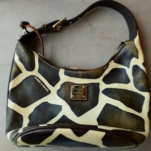 Dooney and Bourke giraffe print small hobo handbag